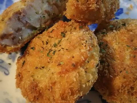 フードプロセッサーで簡単、ほくほくコロッケ